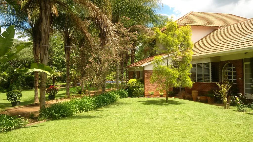 Hotel Hillside Manor Bulawayo Exterior foto