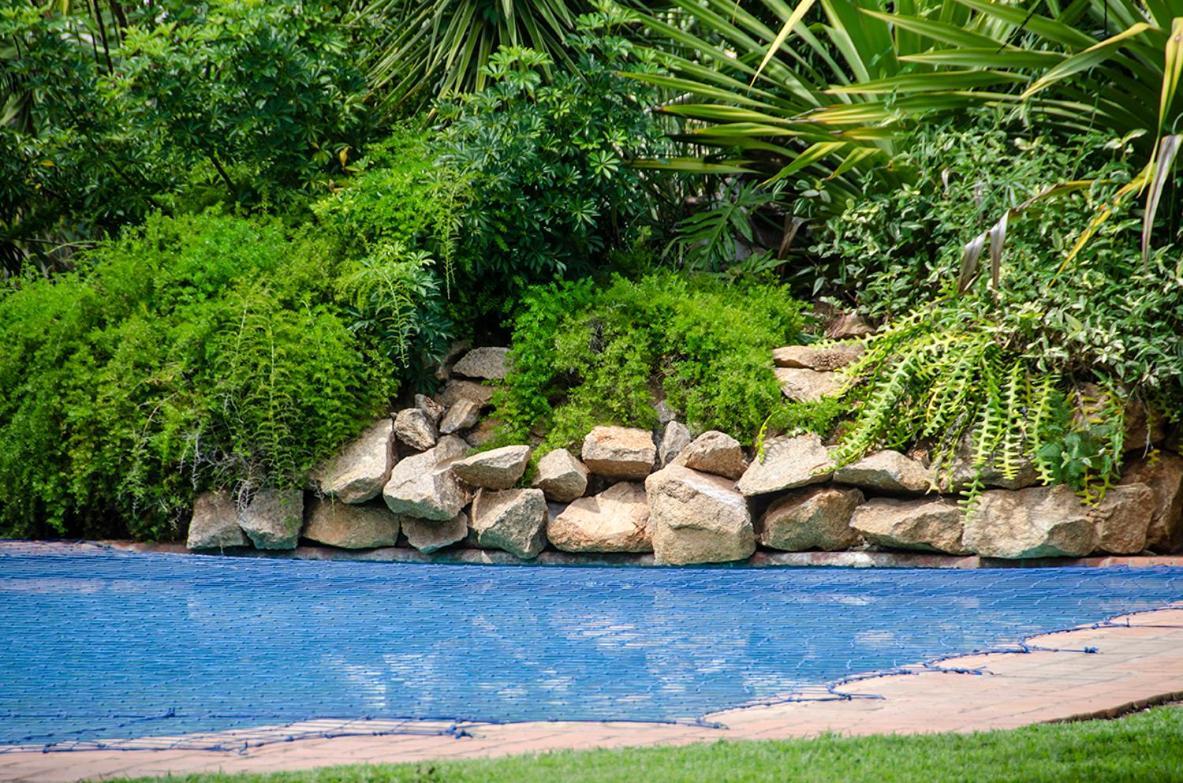 Hotel Hillside Manor Bulawayo Exterior foto